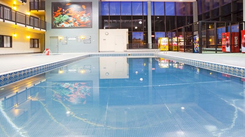 <b>Holiday Inn Hotel & Suites Pool</b>. Images powered by <a href="https://www.leonardoworldwide.com/" title="Leonardo Worldwide" target="_blank">Leonardo</a>.
