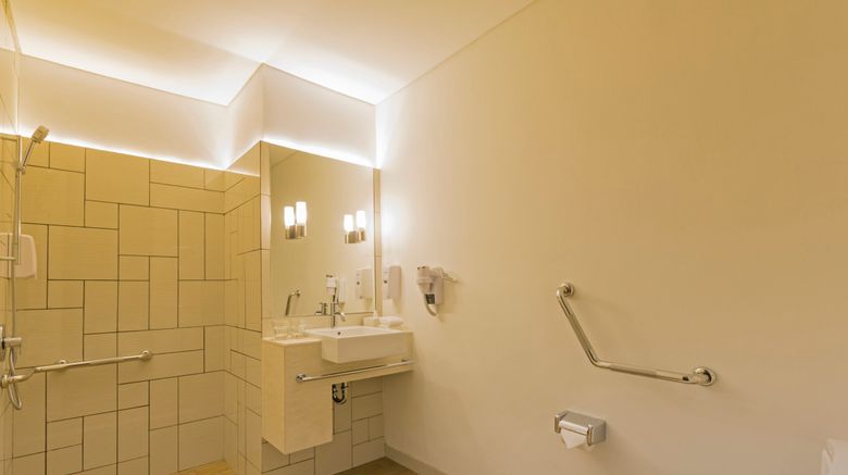 <b>Holiday Inn Express JKT Pluit Citygate Room</b>. Images powered by <a href="https://www.leonardoworldwide.com/" title="Leonardo Worldwide" target="_blank">Leonardo</a>.