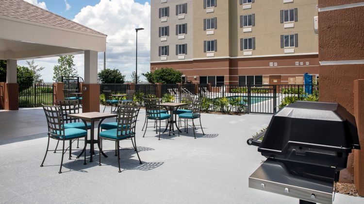 Candlewood Suites Miami Exec Airport Lobby