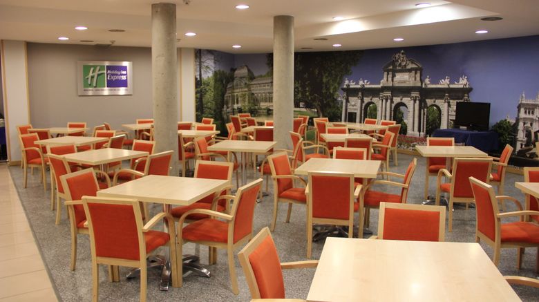 <b>Holiday Inn Express San Sebastian Reyes Restaurant</b>. Images powered by <a href="https://www.leonardoworldwide.com/" title="Leonardo Worldwide" target="_blank">Leonardo</a>.
