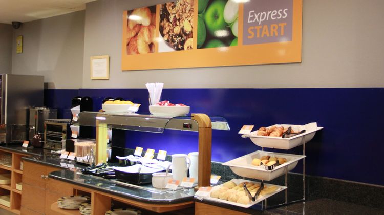 Holiday Inn Express San Sebastian Reyes Restaurant