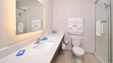 <b>Holiday Inn Express Donaldsonville Room</b>. Images powered by <a href="https://www.leonardoworldwide.com/" title="Leonardo Worldwide" target="_blank">Leonardo</a>.