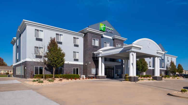 <b>Holiday Inn Express & Suites Pittsburg Exterior</b>. Images powered by <a href="https://www.leonardoworldwide.com/" title="Leonardo Worldwide" target="_blank">Leonardo</a>.