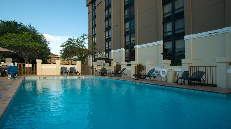 <b>Holiday Inn Express Airport Pool</b>. Images powered by <a href="https://www.leonardoworldwide.com/" title="Leonardo Worldwide" target="_blank">Leonardo</a>.