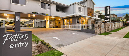 Potter's Boutique Hotel Exterior