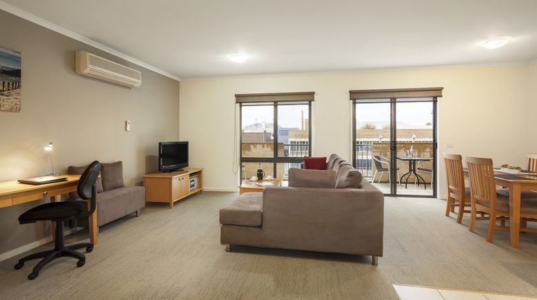 <b>Quest Warrnambool Room</b>. Images powered by <a href="https://www.leonardoworldwide.com/" title="Leonardo Worldwide" target="_blank">Leonardo</a>.