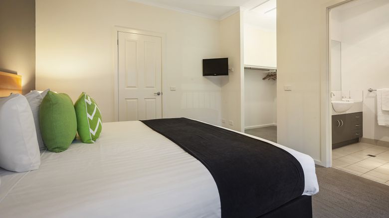<b>Quest Warrnambool Room</b>. Images powered by <a href="https://www.leonardoworldwide.com/" title="Leonardo Worldwide" target="_blank">Leonardo</a>.