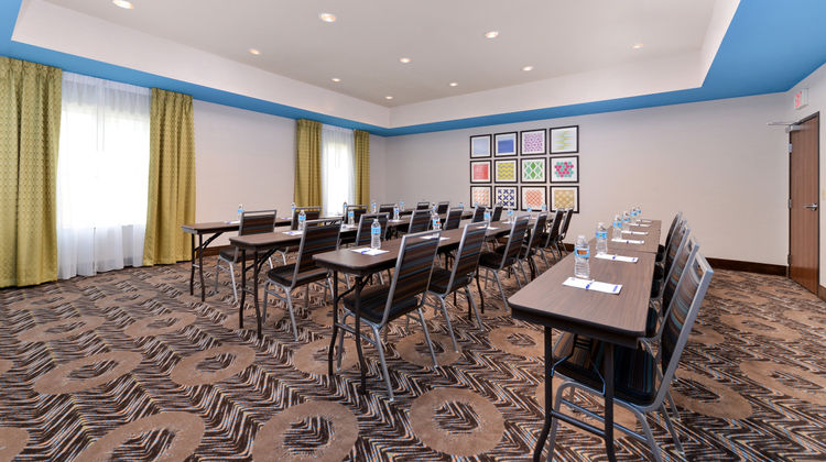 Holiday Inn Express & Suites Houston NW Meeting