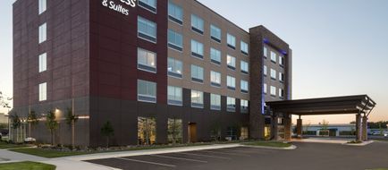 Holiday Inn Express/Suites Duluth North Exterior