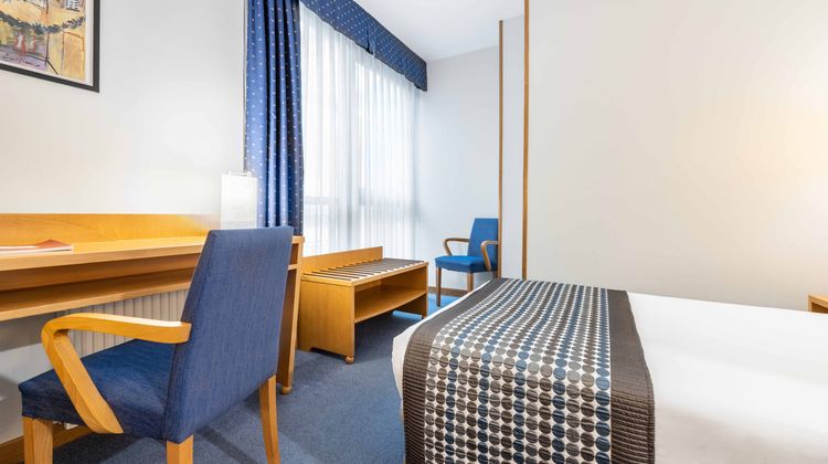 Exe Area Central Hotel Room
