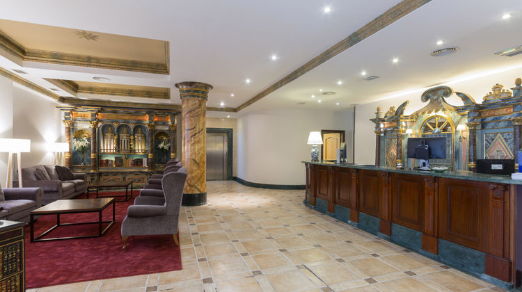 Exe Reina Isabel Lobby