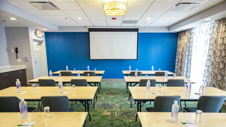 <b>Holiday Inn Knoxville N - Merchant Drive Meeting</b>. Images powered by <a href="https://www.leonardoworldwide.com/" title="Leonardo Worldwide" target="_blank">Leonardo</a>.