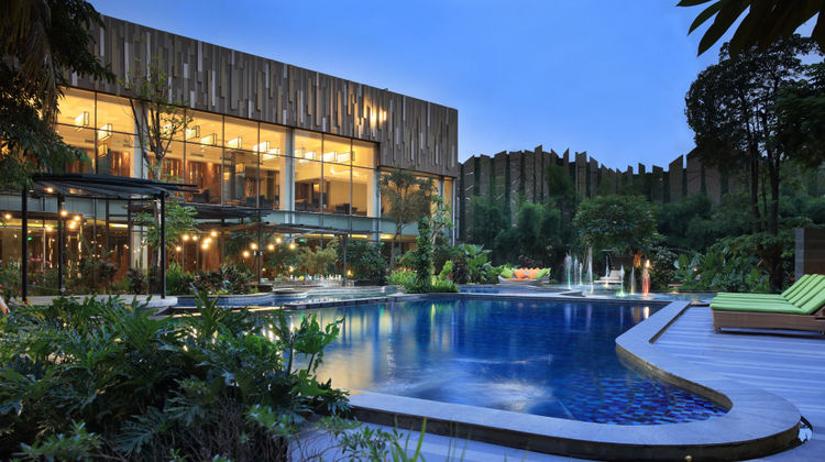 Holiday Inn Cikarang Jababeka Pool