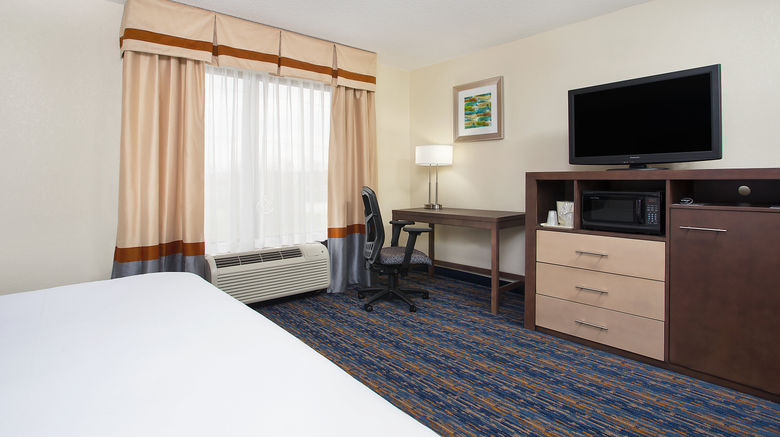 <b>Holiday Inn Express Berea Room</b>. Images powered by <a href="https://www.leonardoworldwide.com/" title="Leonardo Worldwide" target="_blank">Leonardo</a>.