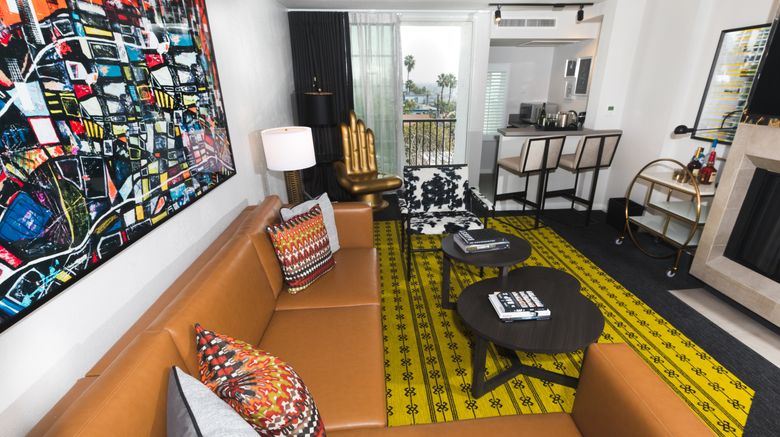 <b>Montrose at Beverly Hills Suite</b>. Images powered by <a href="https://www.leonardoworldwide.com/" title="Leonardo Worldwide" target="_blank">Leonardo</a>.