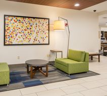 Holiday Inn Express & Suites Dallas Lobby