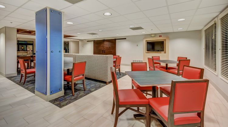 Holiday Inn Express Greenville Airport Restaurant