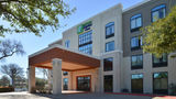 Holiday Inn Express Exterior
