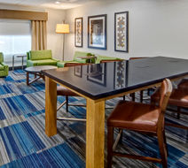 Holiday Inn Express Hotel & Suites Lobby