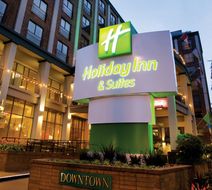 Holiday Inn & Suites Vancouver Downtown Exterior