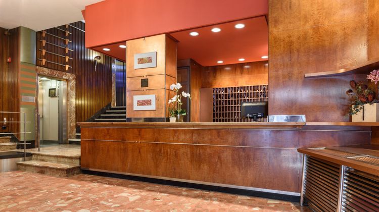 Crisol Quindos Lobby