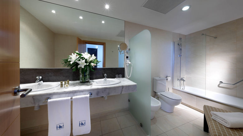 <b>Eurostars Zaragoza Room</b>. Images powered by <a href="https://www.leonardoworldwide.com/" title="Leonardo Worldwide" target="_blank">Leonardo</a>.