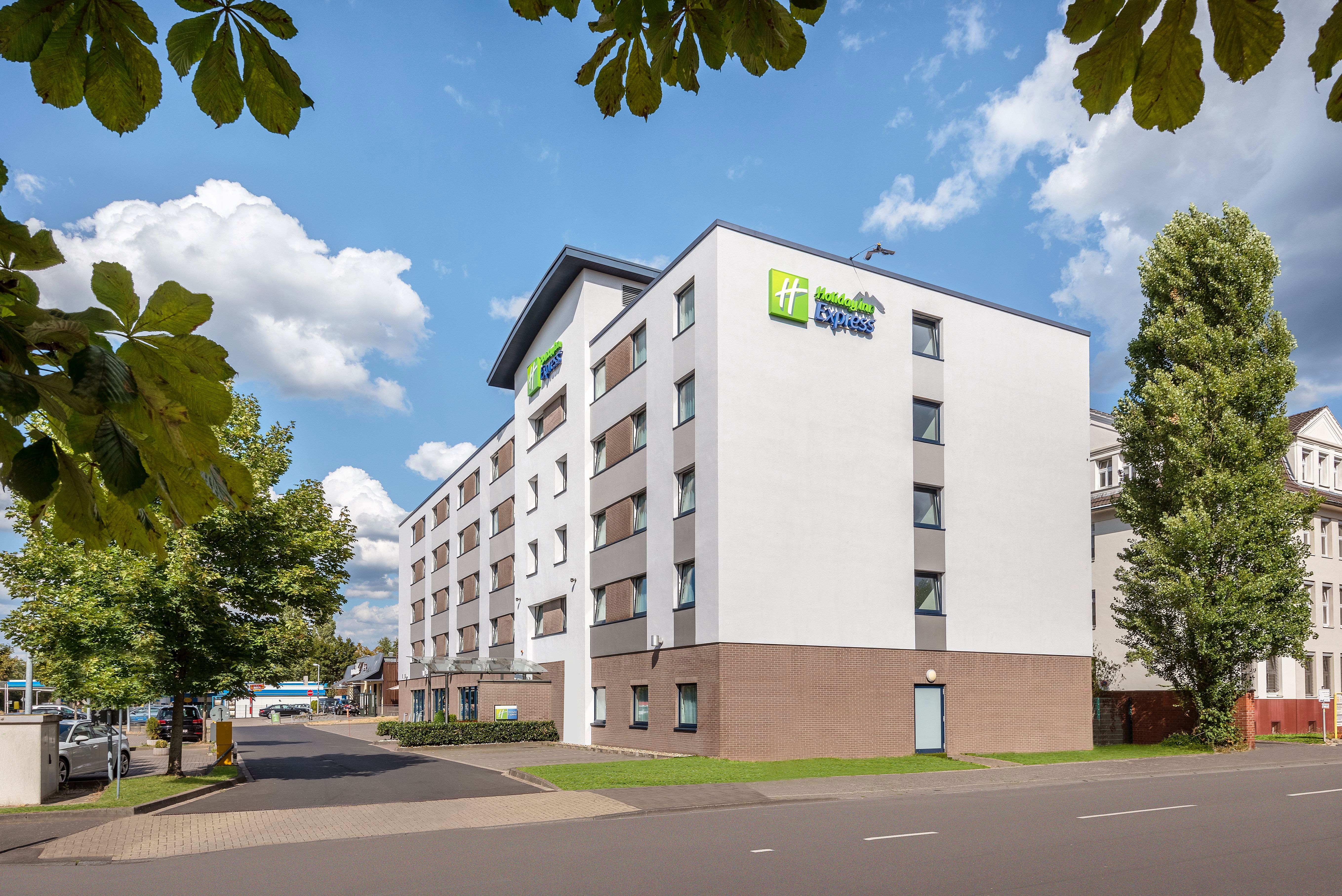 Holiday Inn Express Cologne Muelheim Tourist Class Cologne