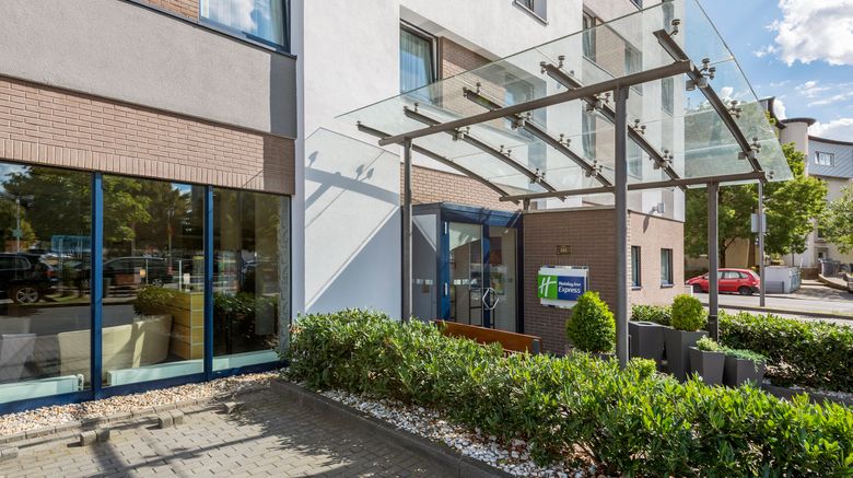 <b>Holiday Inn Express Cologne Muelheim Exterior</b>. Images powered by <a href="https://www.leonardoworldwide.com/" title="Leonardo Worldwide" target="_blank">Leonardo</a>.