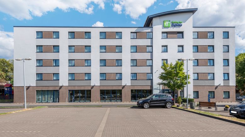 <b>Holiday Inn Express Cologne Muelheim Exterior</b>. Images powered by <a href="https://www.leonardoworldwide.com/" title="Leonardo Worldwide" target="_blank">Leonardo</a>.