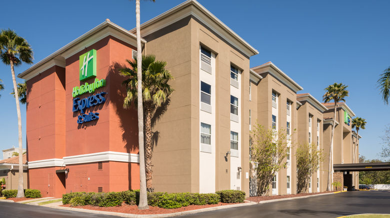 <b>Holiday Inn Express & Suites Exterior</b>. Images powered by <a href="https://www.leonardoworldwide.com/" title="Leonardo Worldwide" target="_blank">Leonardo</a>.