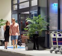 Holiday Inn Express Brisbane Central Exterior