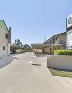 Blackwater Central Motel