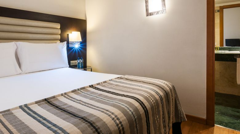 <b>Eurostars Cristal Palace Room</b>. Images powered by <a href="https://www.leonardoworldwide.com/" title="Leonardo Worldwide" target="_blank">Leonardo</a>.