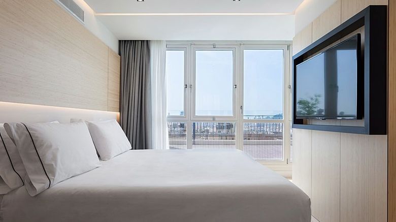 <b>Exe Plaza Catalunya Room</b>. Images powered by <a href="https://www.leonardoworldwide.com/" title="Leonardo Worldwide" target="_blank">Leonardo</a>.