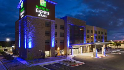 Holiday Inn Express & Suites South