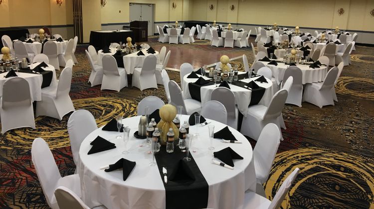 Holiday Inn Express Towson Ballroom