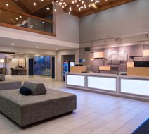 Holiday Inn Express Walnut Creek Lobby