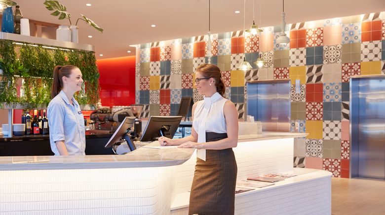 <b>Holiday Inn Express Brisbane Central Lobby</b>. Images powered by <a href="https://www.leonardoworldwide.com/" title="Leonardo Worldwide" target="_blank">Leonardo</a>.