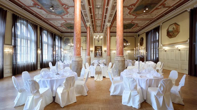 <b>Eurostars Park Hotel Maximilian Restaurant</b>. Images powered by <a href="https://www.leonardoworldwide.com/" title="Leonardo Worldwide" target="_blank">Leonardo</a>.