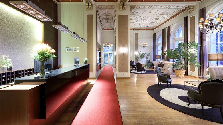 <b>Eurostars Park Hotel Maximilian Lobby</b>. Images powered by <a href="https://www.leonardoworldwide.com/" title="Leonardo Worldwide" target="_blank">Leonardo</a>.