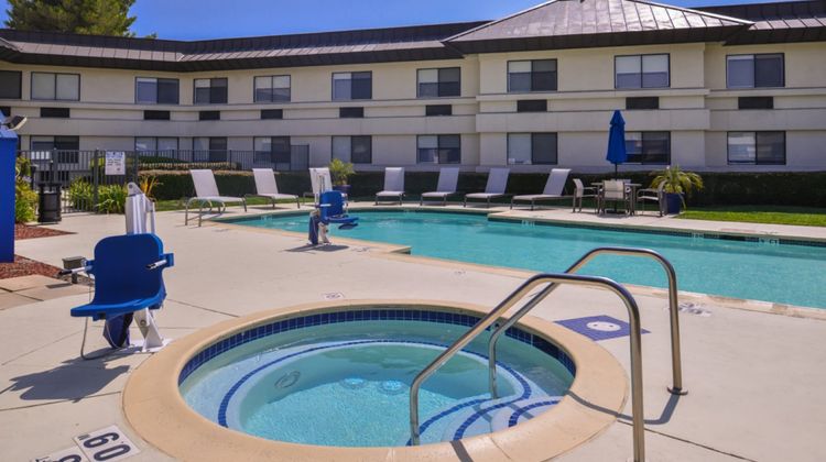 Holiday Inn Express Walnut Creek Pool