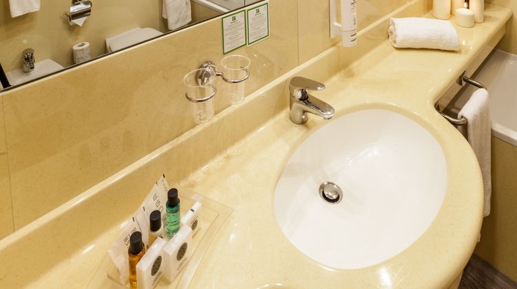 Holiday Inn Milan-Garibaldi Station Room