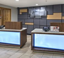 Holiday Inn Express Lobby