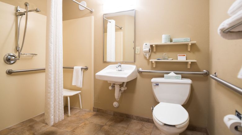 <b>Candlewood Suites Wake Forest Room</b>. Images powered by <a href="https://www.leonardoworldwide.com/" title="Leonardo Worldwide" target="_blank">Leonardo</a>.