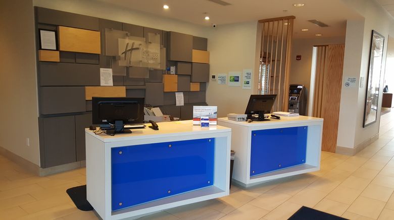 <b>Holiday Inn Express & Suites Toledo West Lobby</b>. Images powered by <a href="https://www.leonardoworldwide.com/" title="Leonardo Worldwide" target="_blank">Leonardo</a>.
