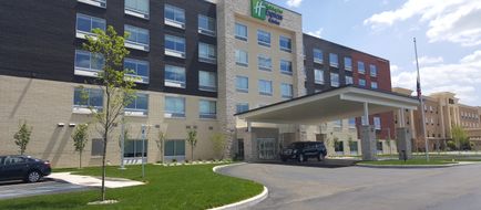 Holiday Inn Express & Suites Toledo West Exterior