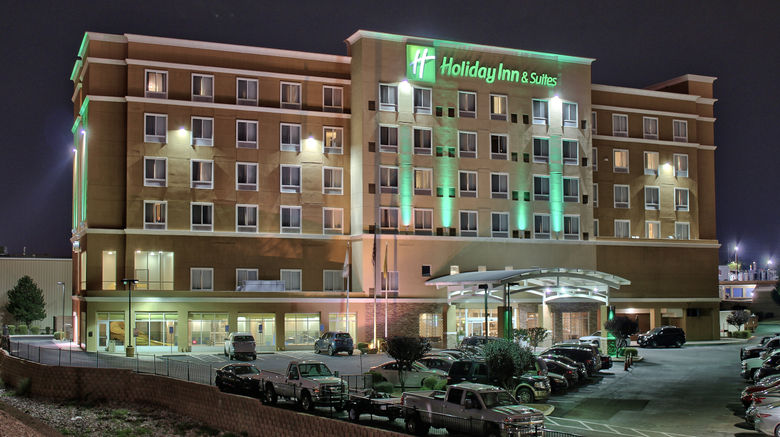 <b>Holiday Inn Hotel & Suites North I-25 Exterior</b>. Images powered by <a href="https://www.leonardoworldwide.com/" title="Leonardo Worldwide" target="_blank">Leonardo</a>.