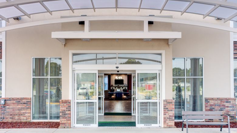 <b>Holiday Inn & Suites Lafayette North Exterior</b>. Images powered by <a href="https://www.leonardoworldwide.com/" title="Leonardo Worldwide" target="_blank">Leonardo</a>.