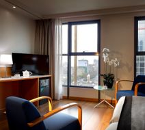 Exe Plaza Room