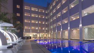 Melrose Hotel